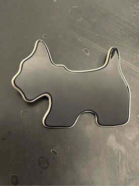 Agatha Scottie Dog Enamel Brooch